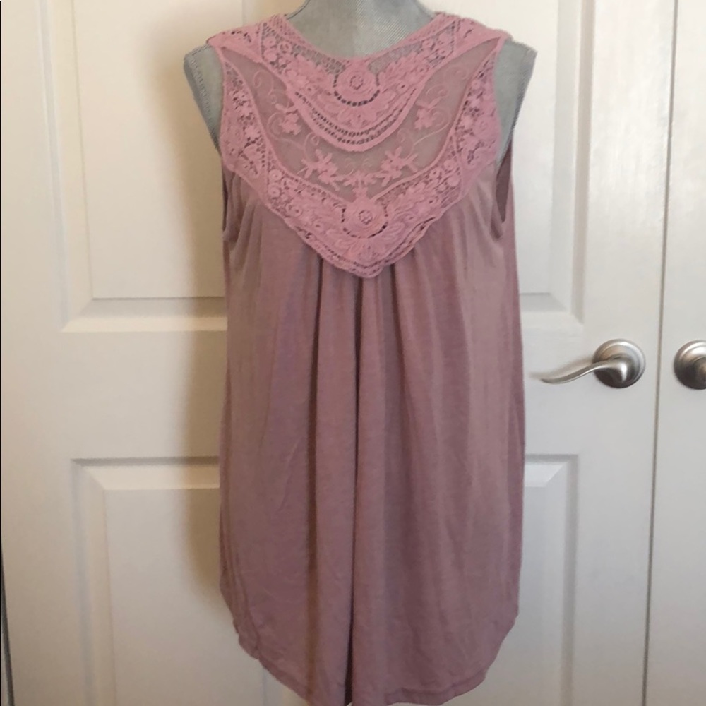 Lace embroidered tank top